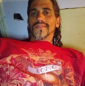 Meet your Posher, Raymond